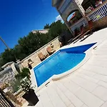 Lejlighed Antonio Biograd Na Moru