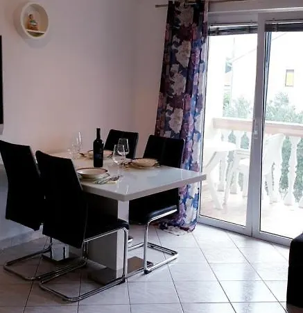 Antonio * 比奥格勒·纳·莫鲁