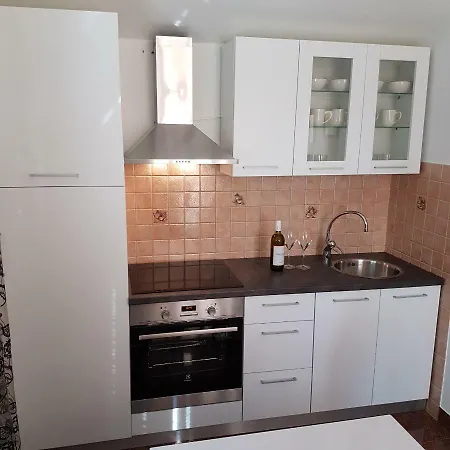 Antonio Apartment *